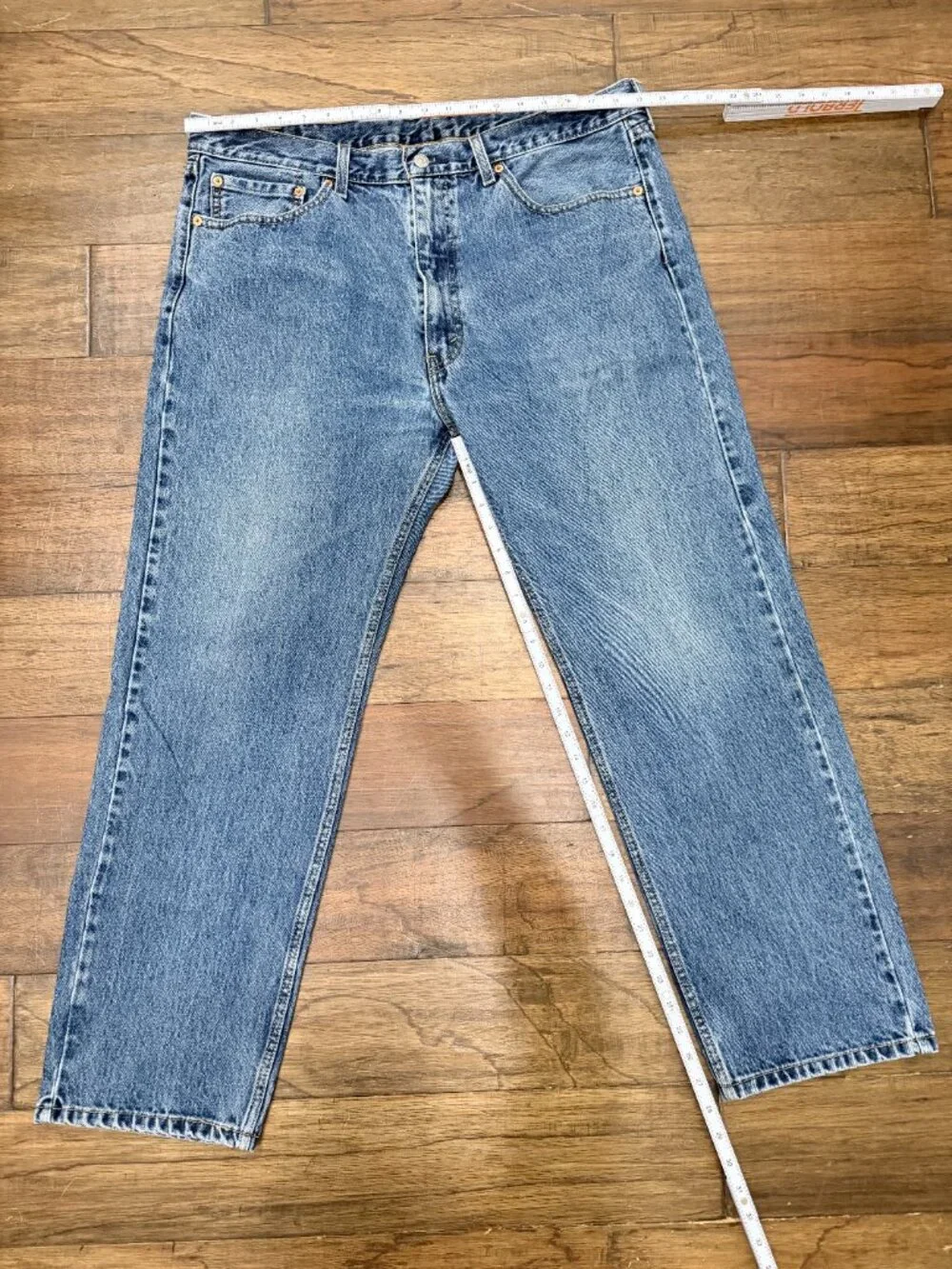 Levi’s 505 Regular Fit Jeans Men’s W40 L30 Medium Wash Straight Leg 100% Cotton